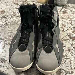 Air Jordan true flight wolf grey sneakers